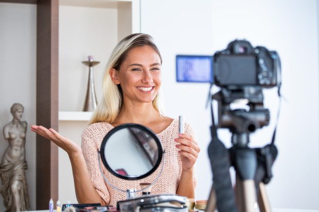 Become a beauty influencer